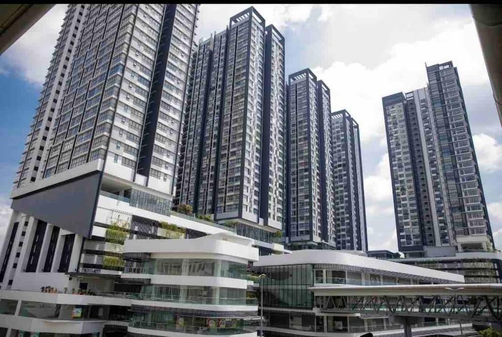 D'sara Sentral Mrt Linked 二间房可4人入住 Apartment *